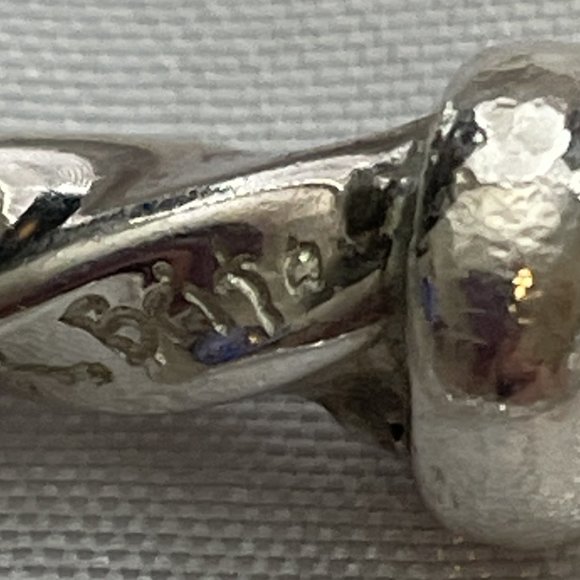 Sterling silver artist signed cable style bracelet - Picture 6 of 8